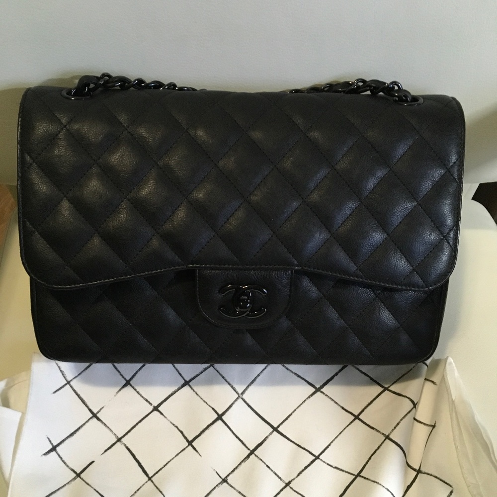 Chanel So Black Crumpled Calfskin Jumbo